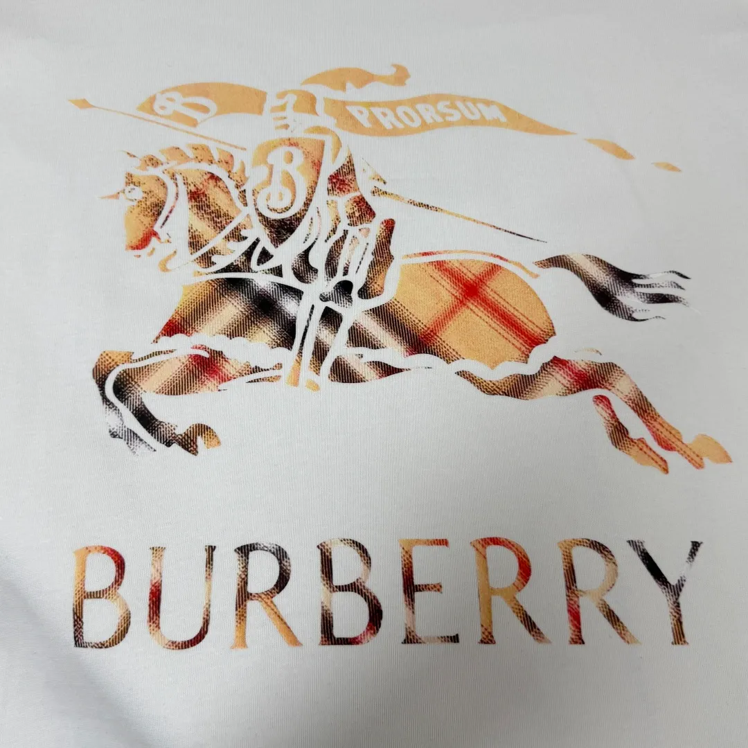 A✨BUR*BERRY 2026 🍃 Classic 👍🏻 😆 ， ， ， logo ， ， 🔥 ， ， ， ， ✂️ 👏 ：Black White Size：M-3XL
